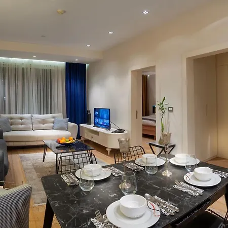 Apartment Armoni &